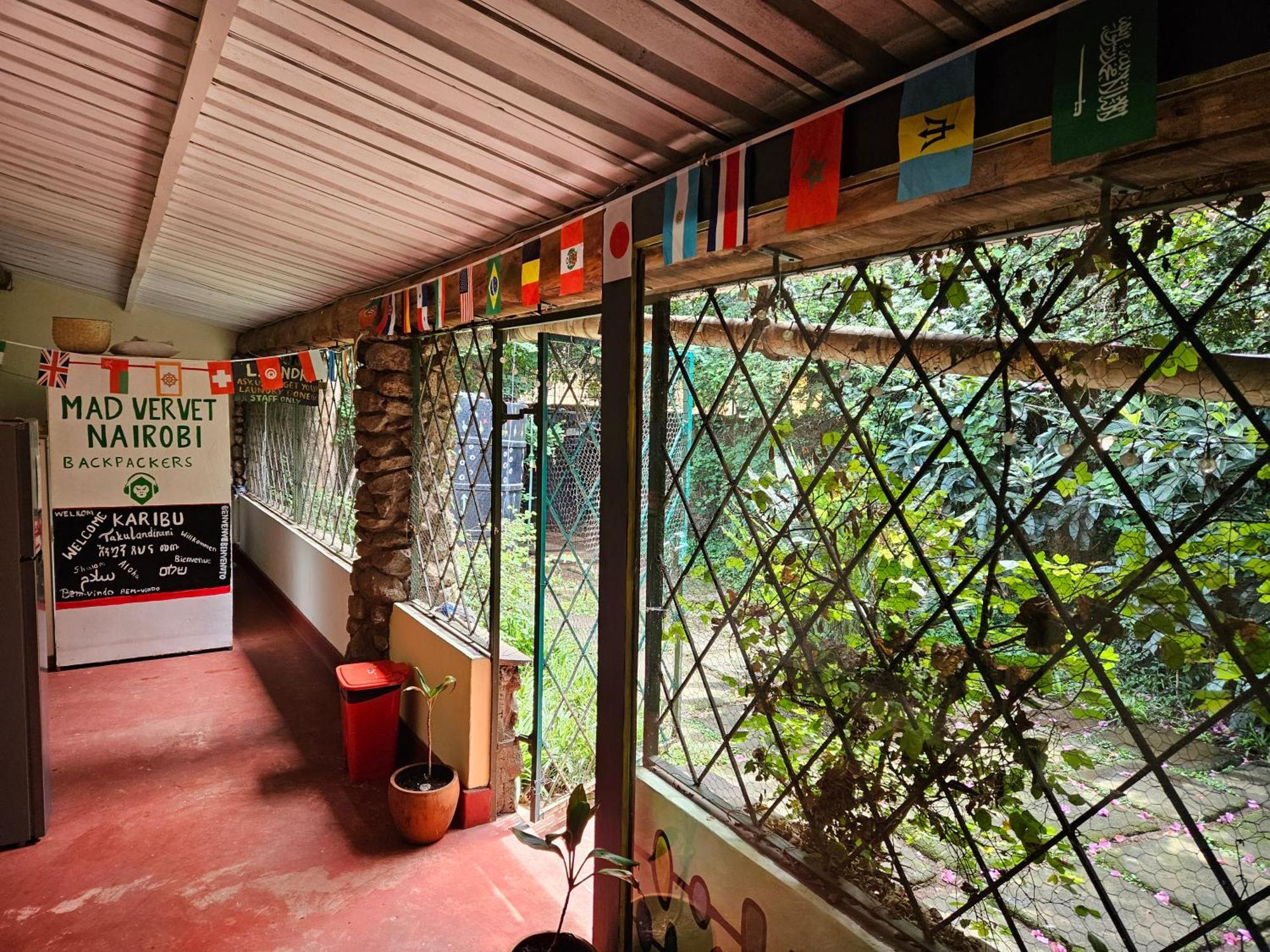 Mad Vervet Nairobi Backpackers Hostel מראה חיצוני תמונה